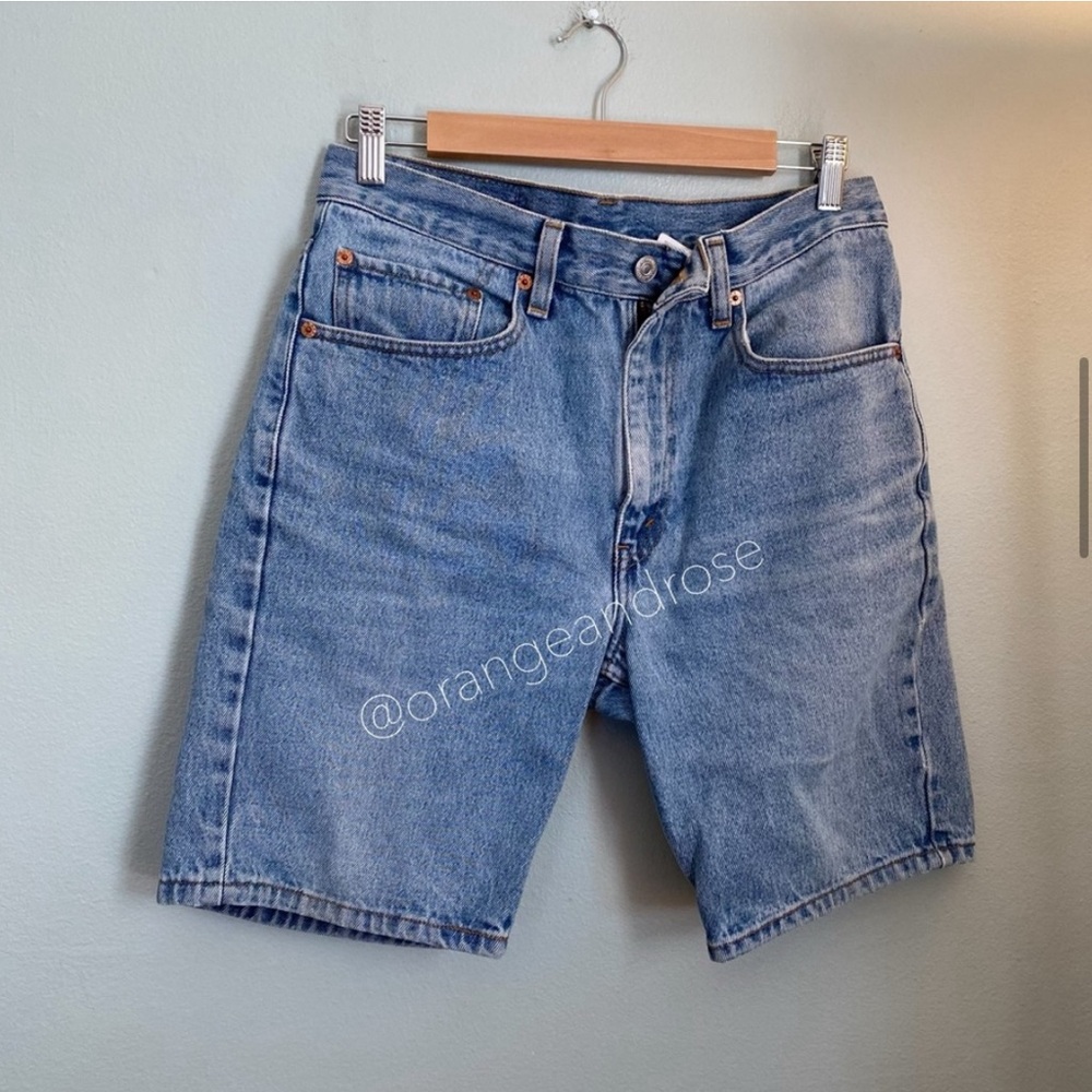 Vintage Levi’s 505 Relaxed Fit Light Wash Mom Long Denim Shorts 26/27 Summer